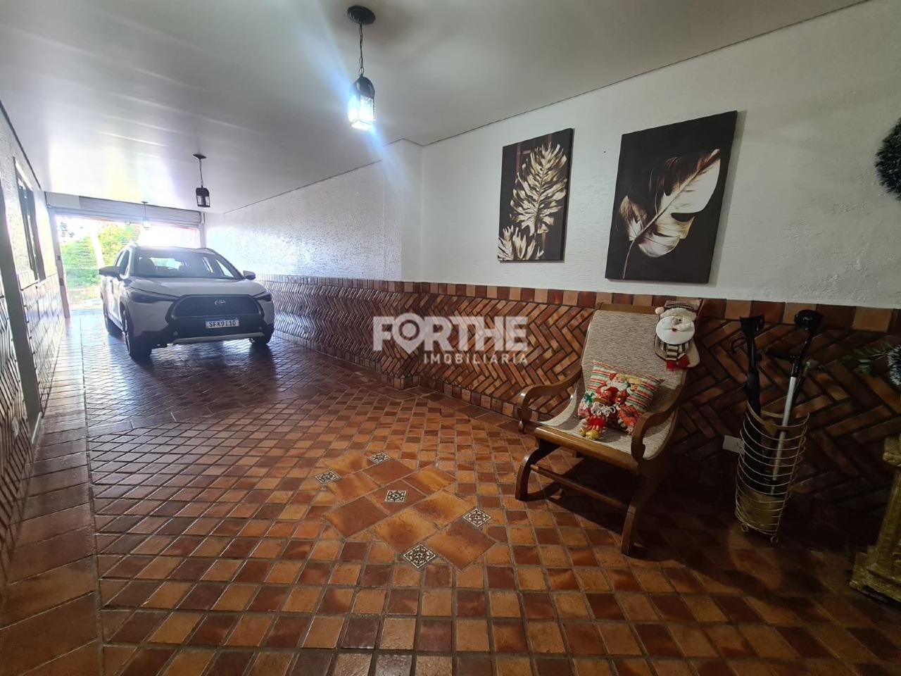 Casa à venda no Centro: 