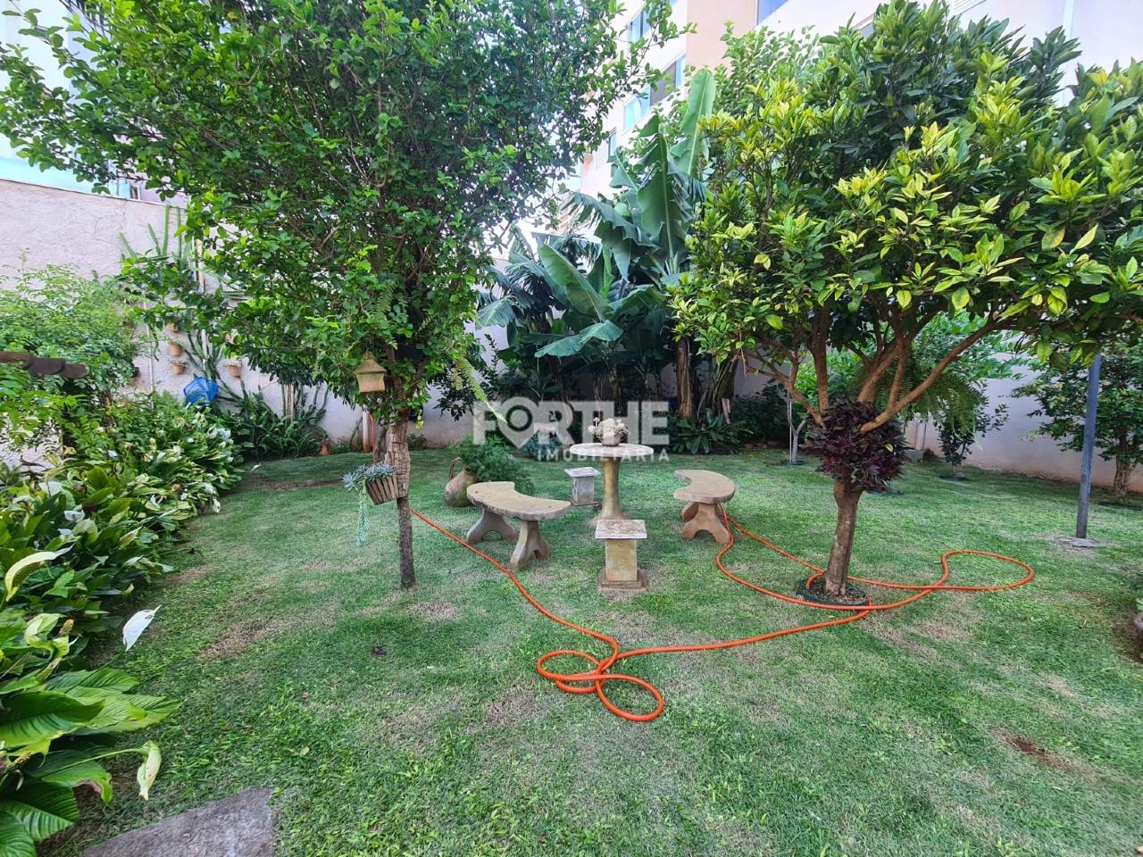 Casa à venda no Centro: 