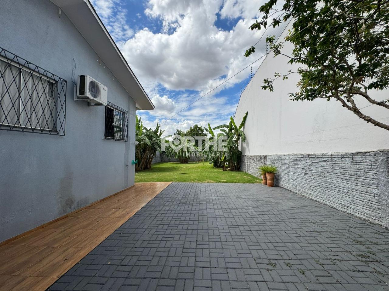 Casa à venda no Recanto Tropical: 