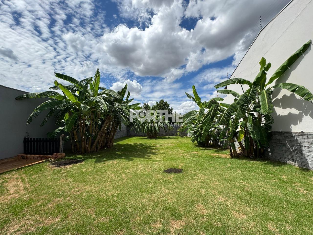 Casa à venda no Recanto Tropical: 