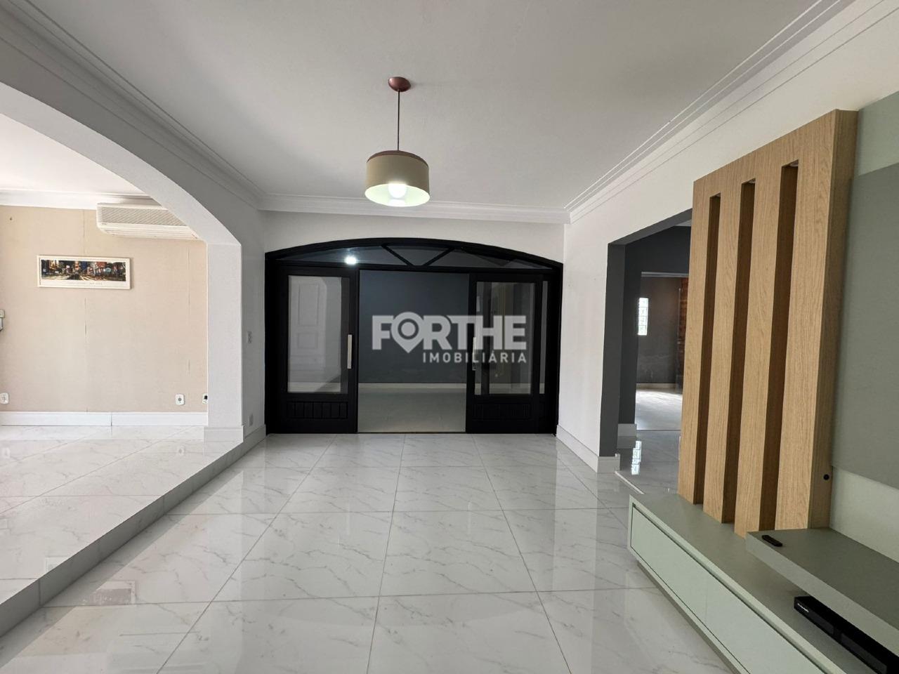 Casa à venda no Recanto Tropical: 