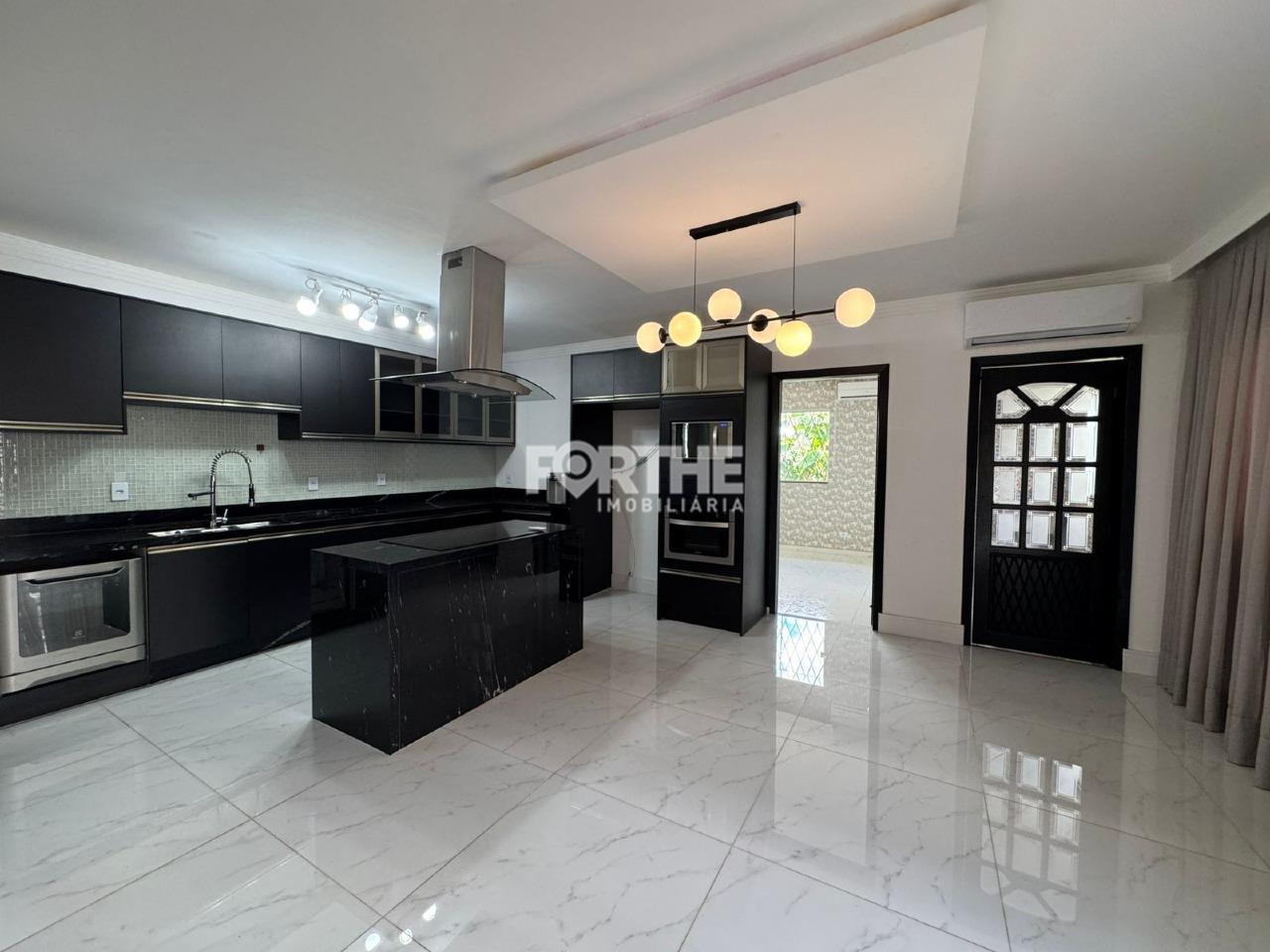 Casa à venda no Recanto Tropical: 