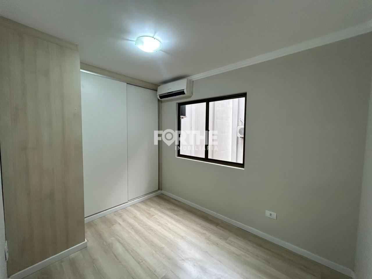 Apartamento para aluguel no Country: 