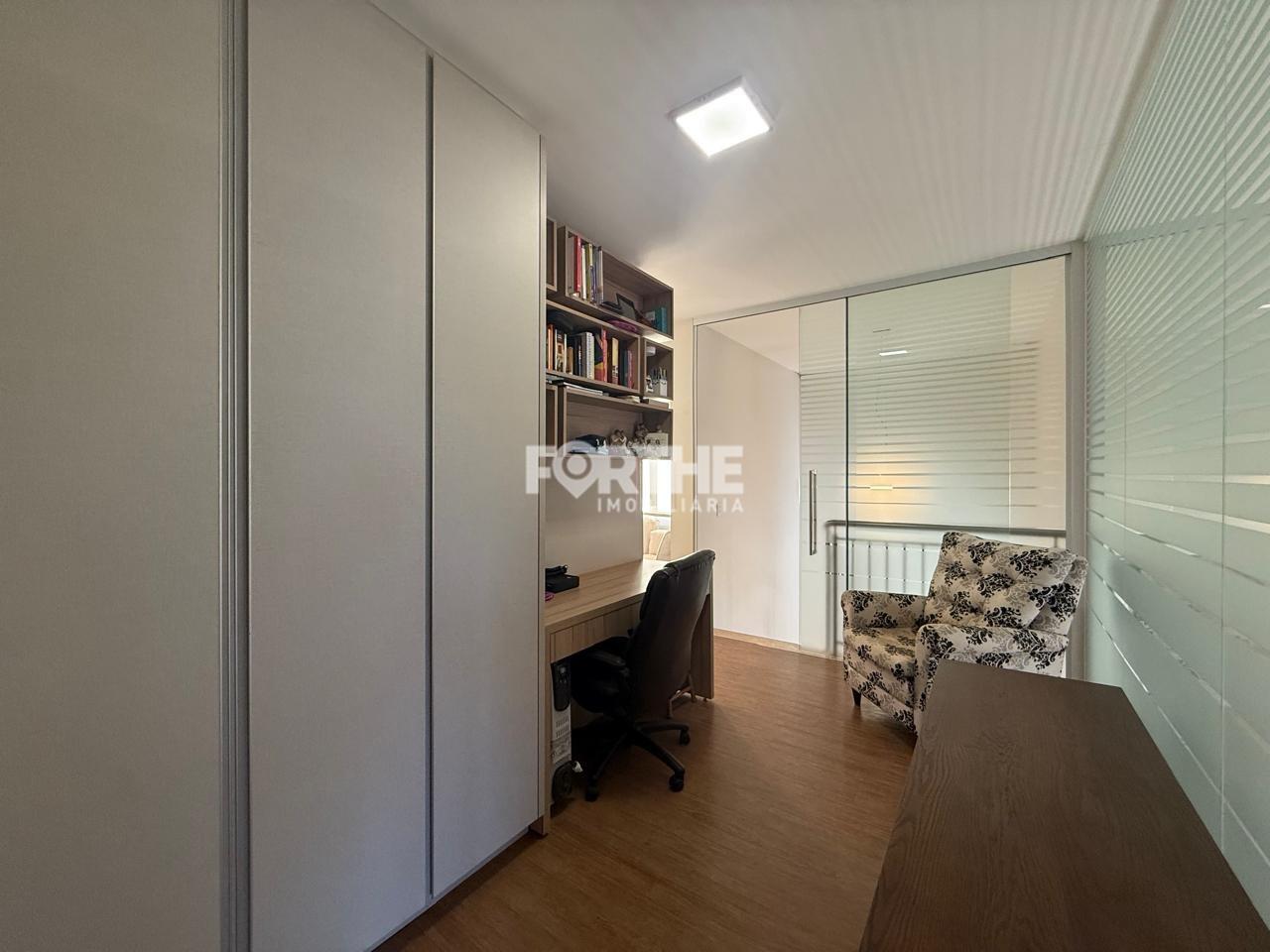 Sobrado em condomínio à venda no Country: 