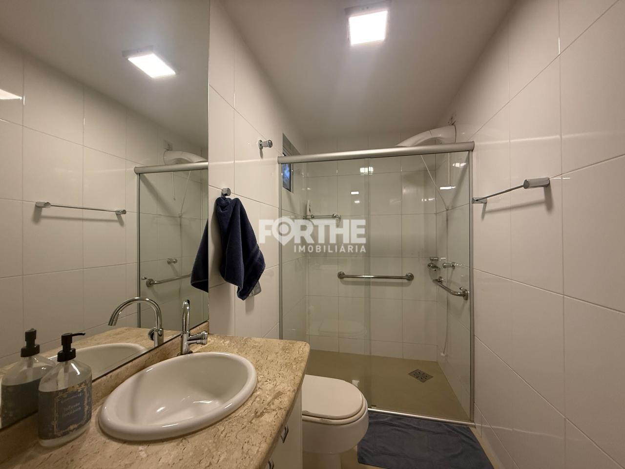 Sobrado em condomínio à venda no Country: 