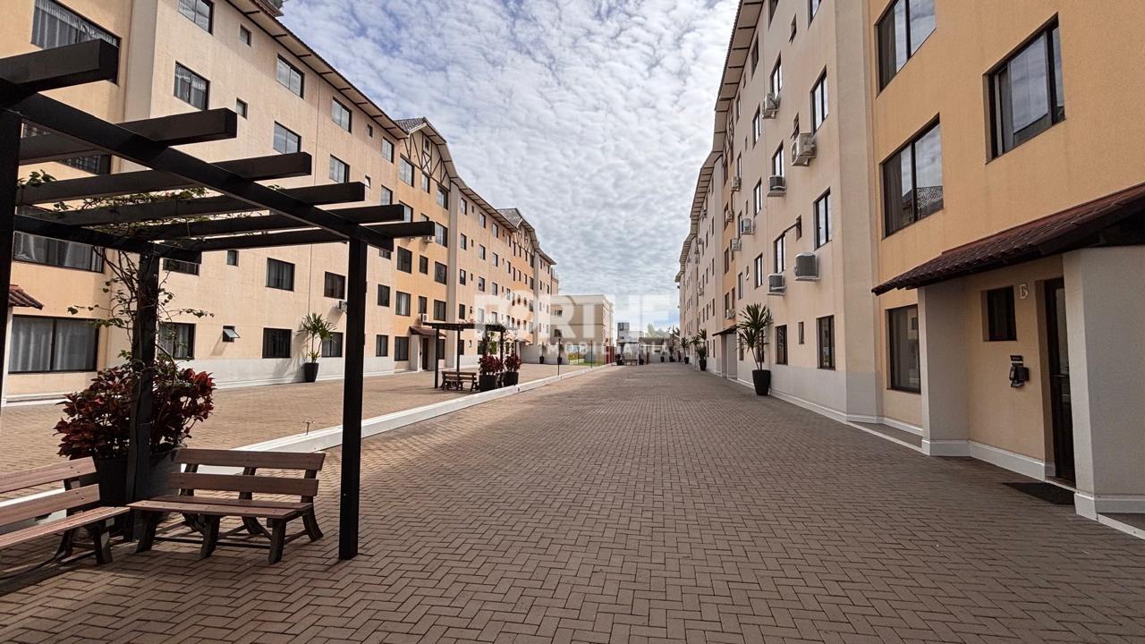 Apartamento à venda no Recanto Tropical: 