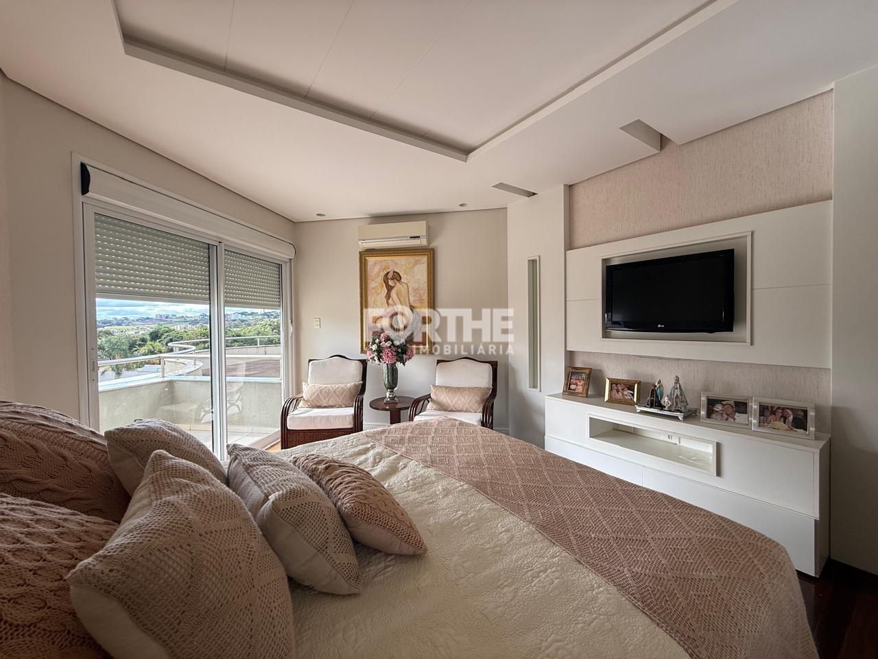 Sobrado em condomínio à venda no Country: 