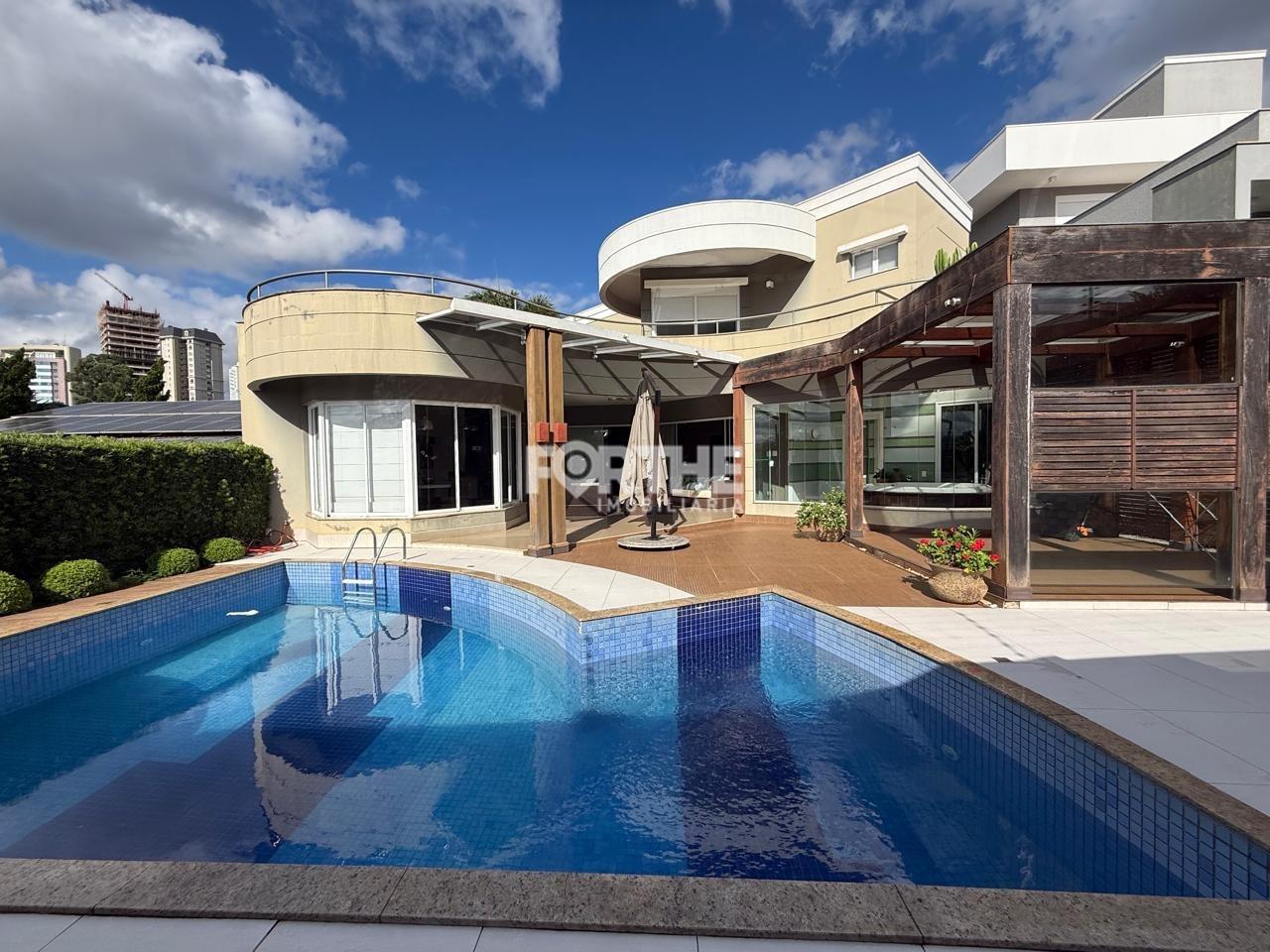 Sobrado em condomínio à venda no Country: 