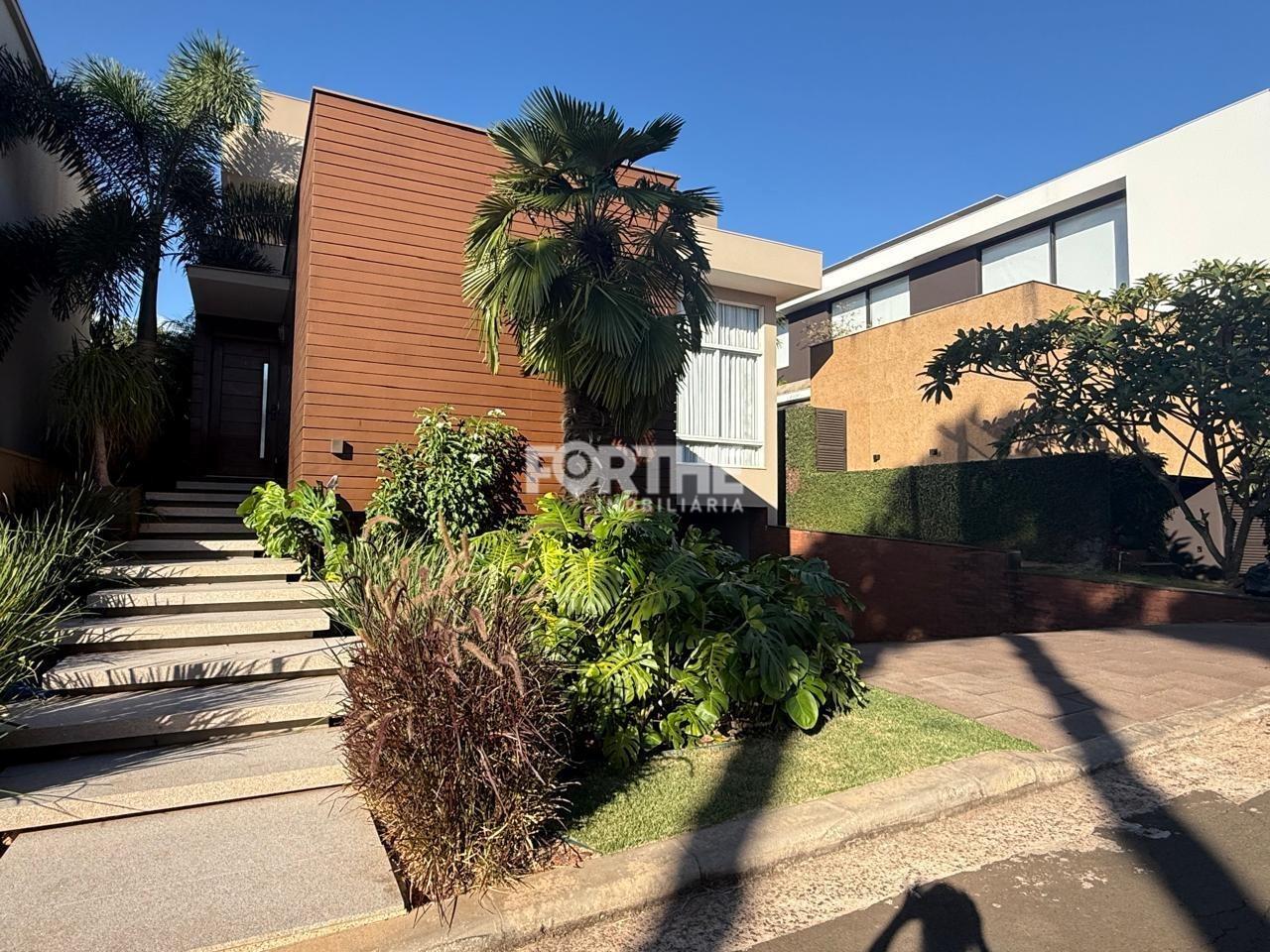 Sobrado em condomínio à venda no Country: 