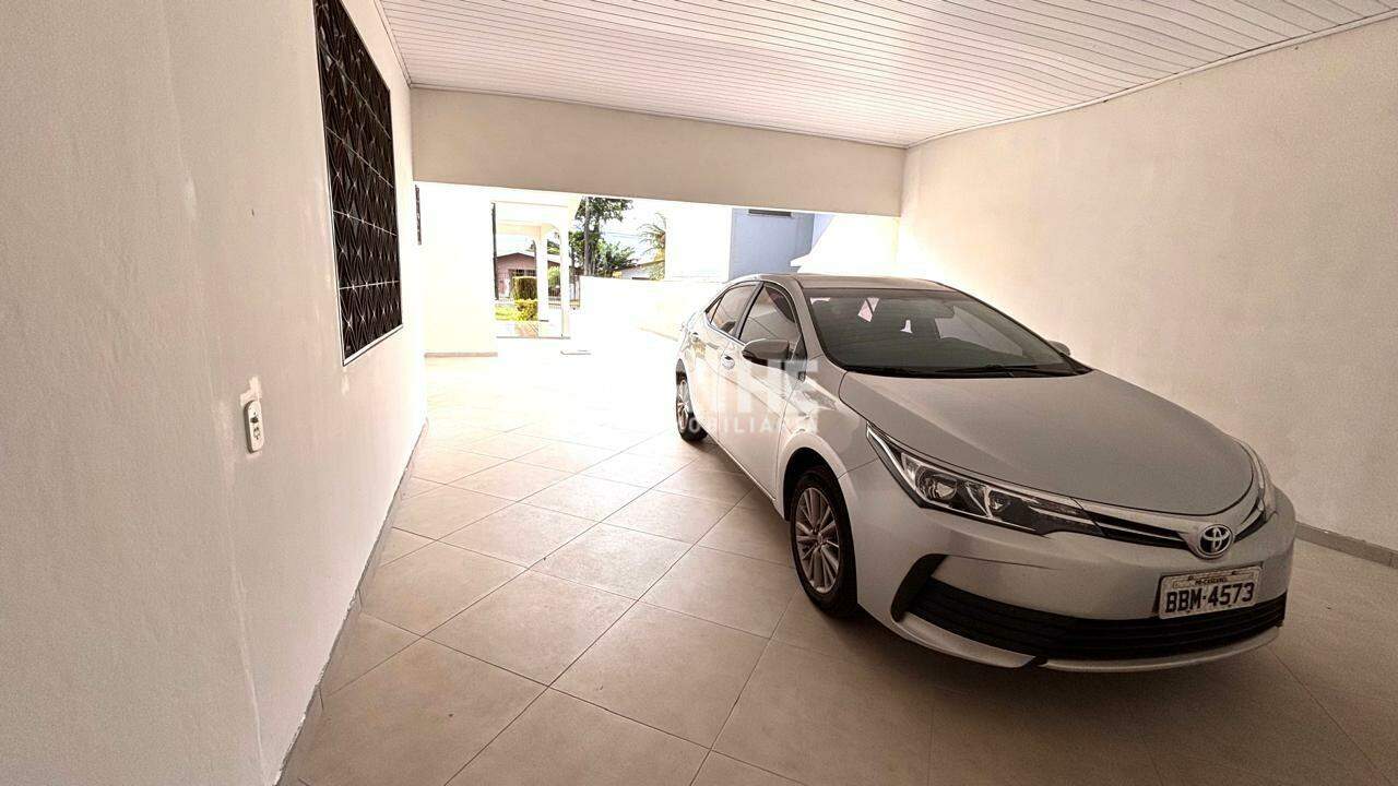 Casa à venda no Maria Luiza: 