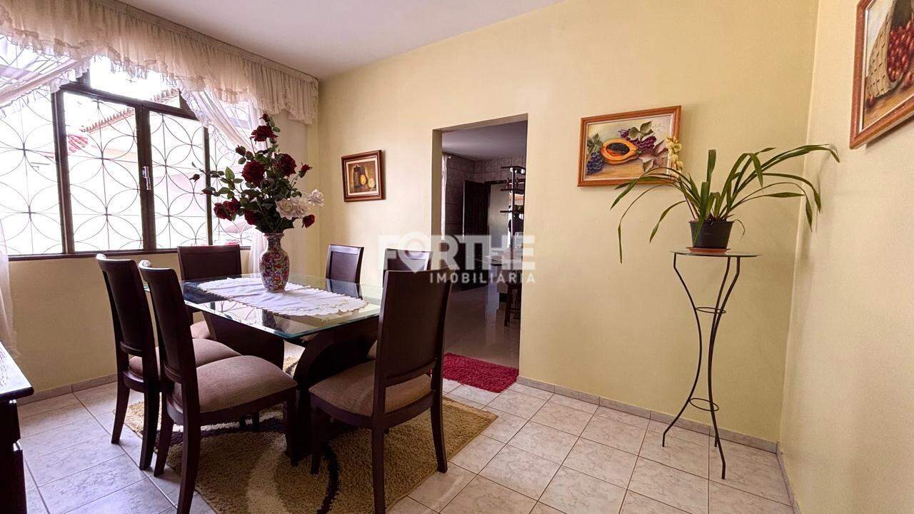 Casa à venda no Maria Luiza: 