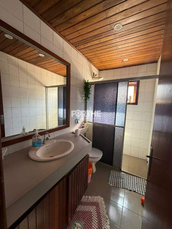 Casa à venda no Centro: 