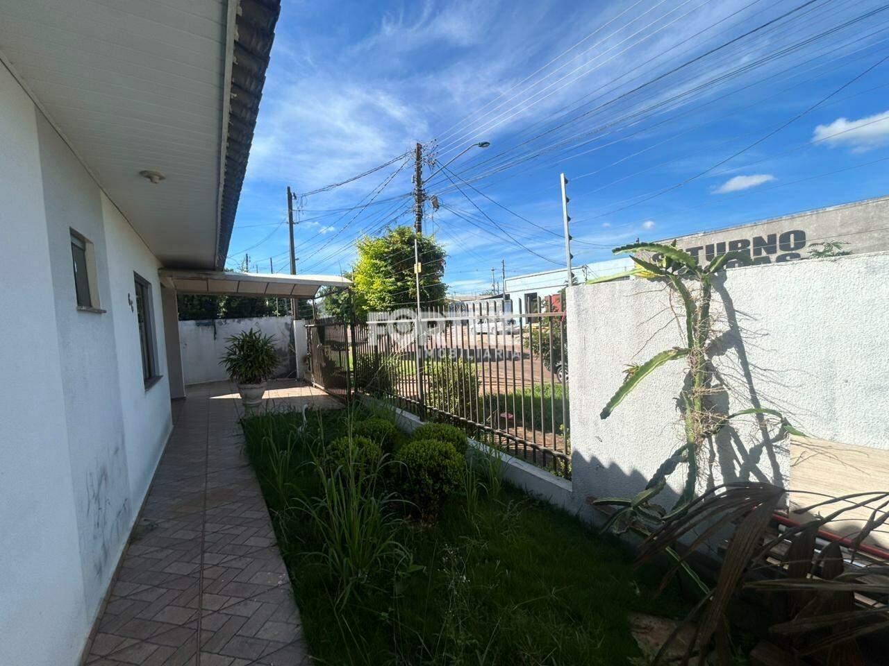 Casa para aluguel no Santa Felicidade: 