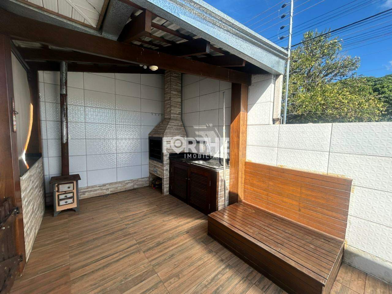 Casa para aluguel no Santa Felicidade: 