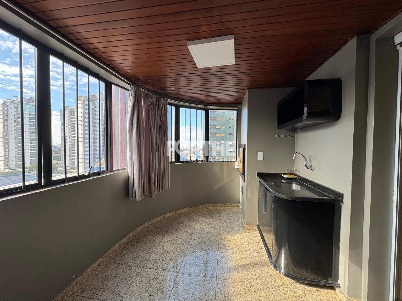 Apartamento para aluguel no Centro: 