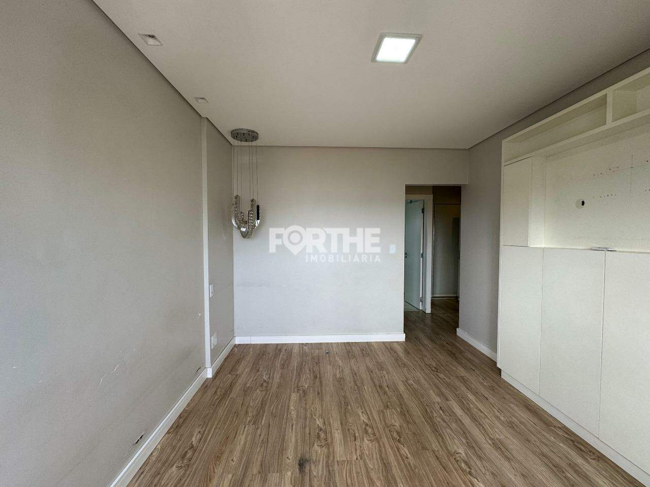 Apartamento para aluguel no Centro: 