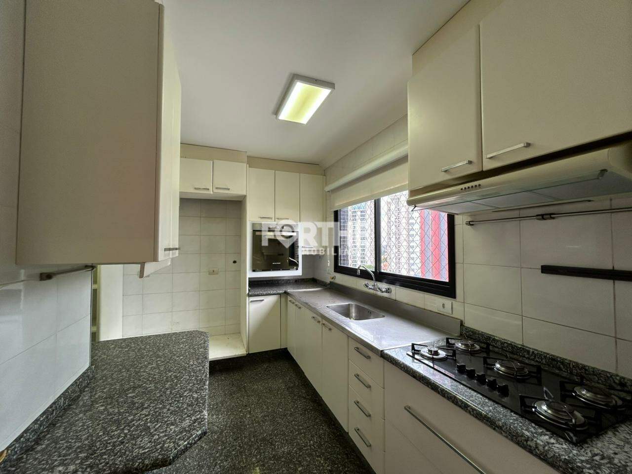 Apartamento para aluguel no Centro: 