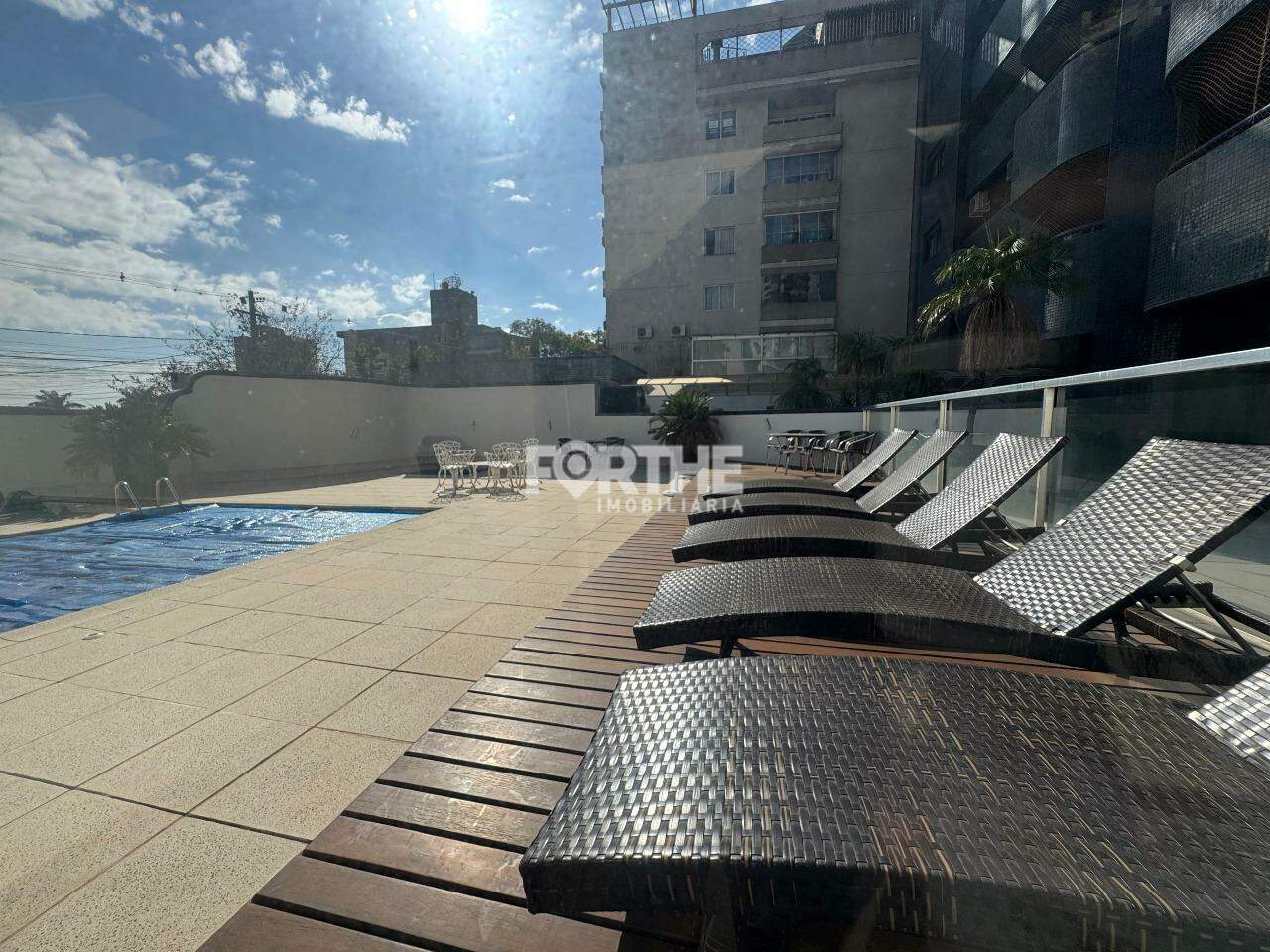 Apartamento para aluguel no Centro: 