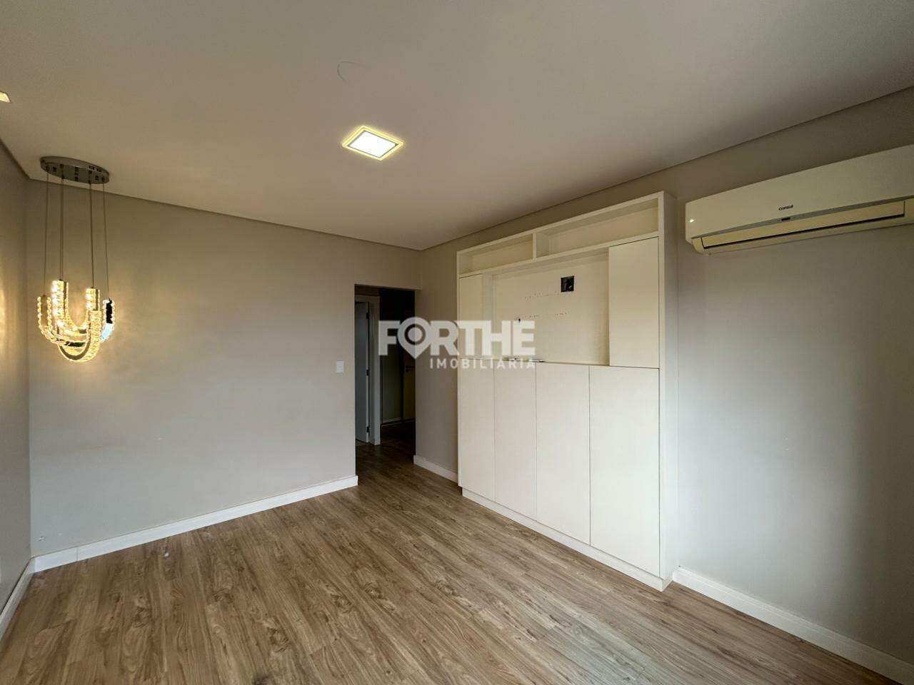 Apartamento para aluguel no Centro: 