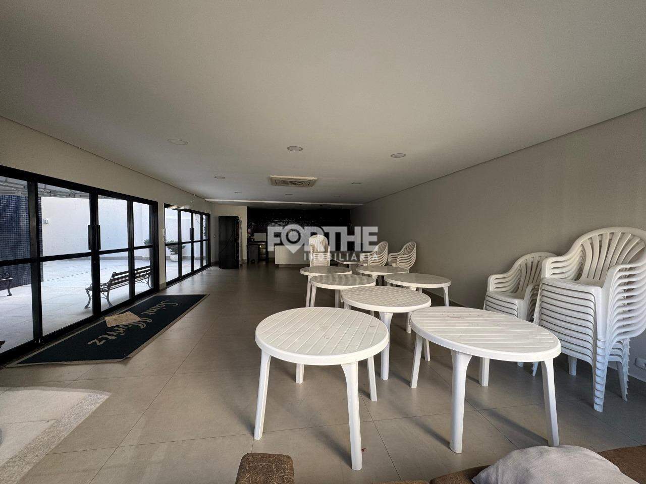 Apartamento para aluguel no Centro: 