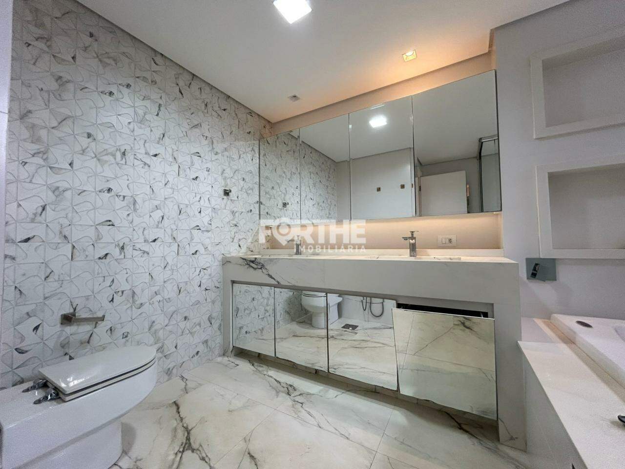 Apartamento para aluguel no Centro: 