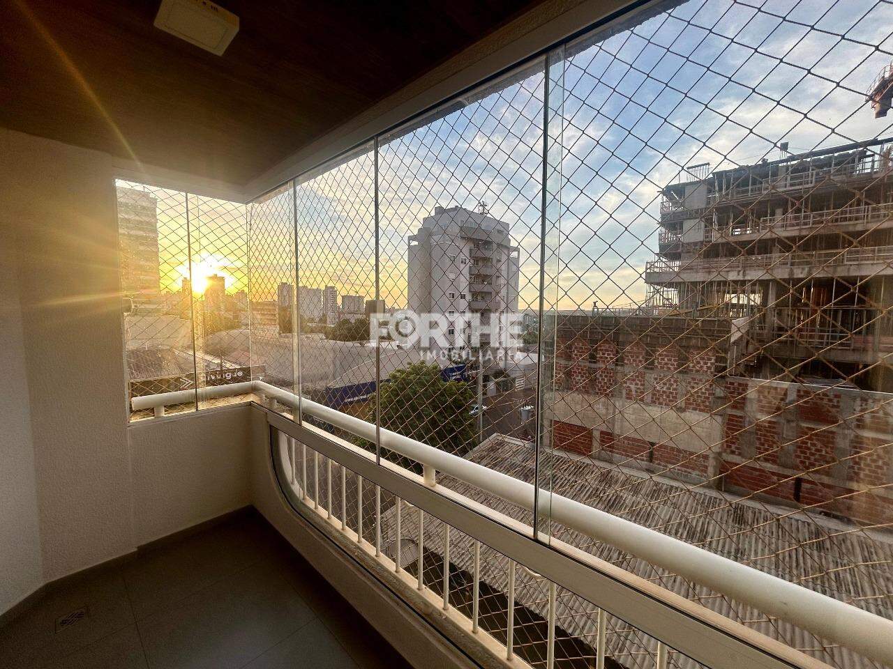 Apartamento para aluguel no Centro: 