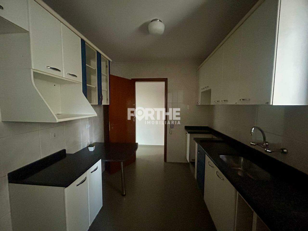 Apartamento para aluguel no Centro: 