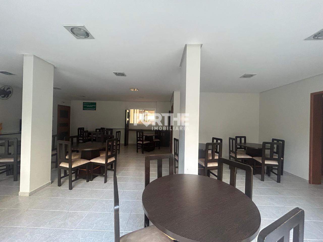 Apartamento para aluguel no Centro: 