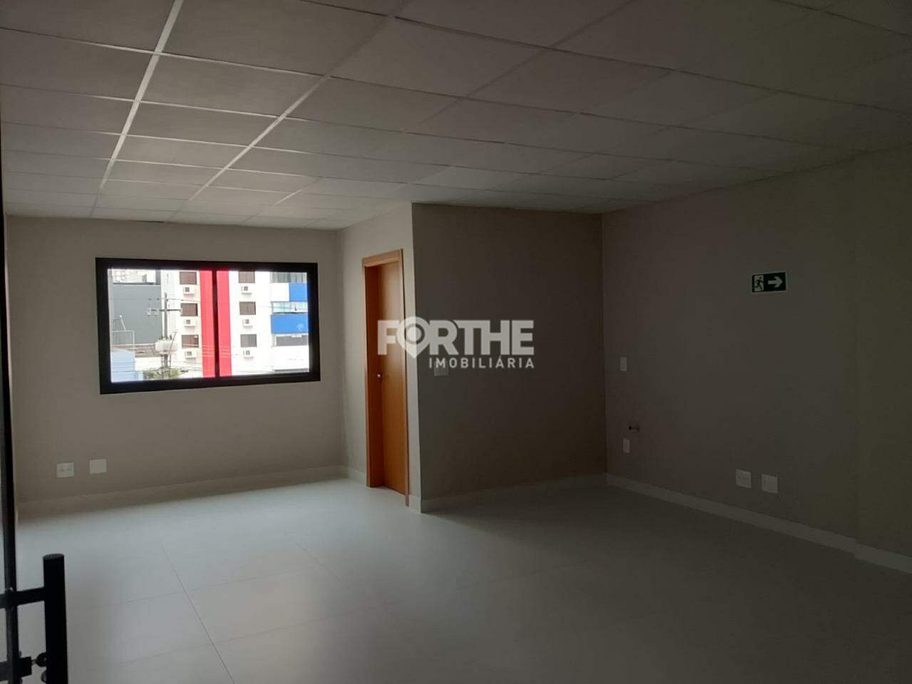 Sala comercial à venda no Centro: 
