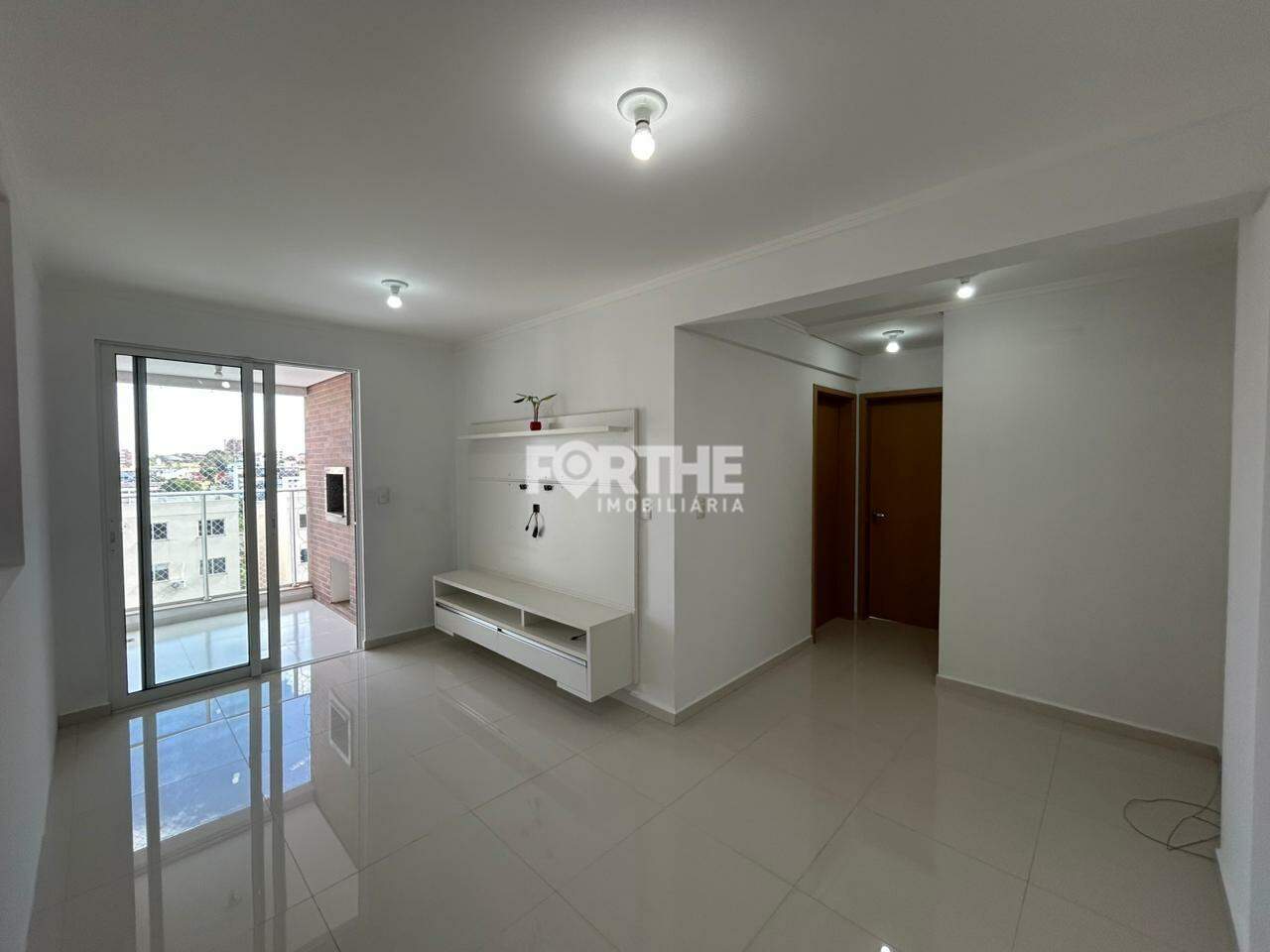 Apartamento para aluguel no Neva: 