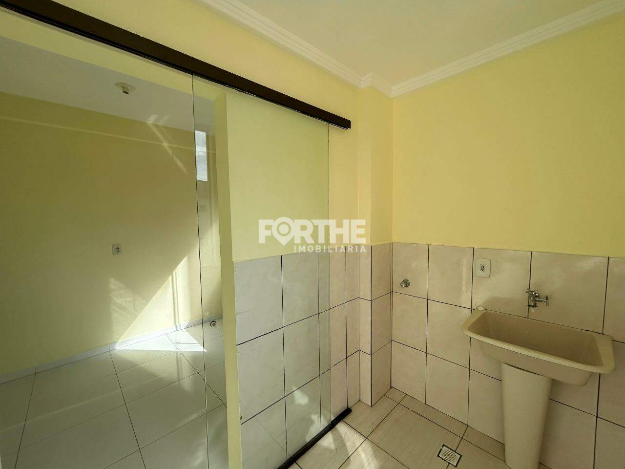 Apartamento para aluguel no Coqueiral: 