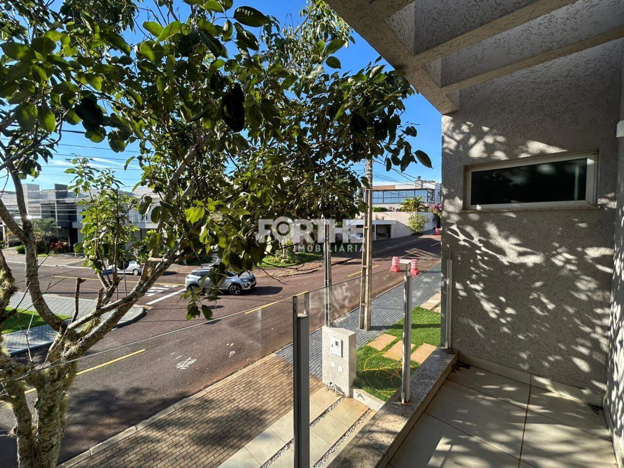Sobrado em condomínio para aluguel no Alto Alegre:
