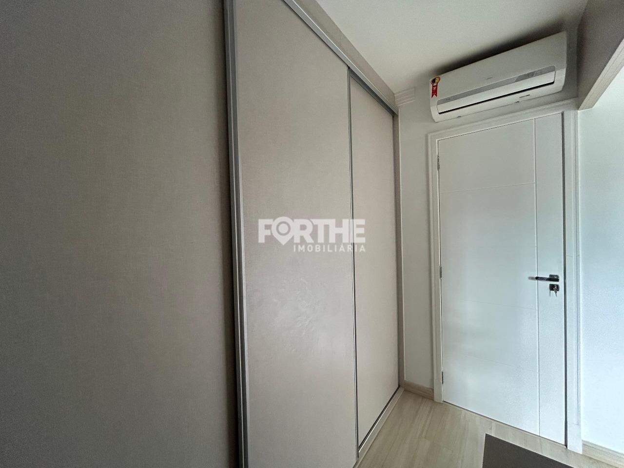 Apartamento para aluguel no Coqueiral: 