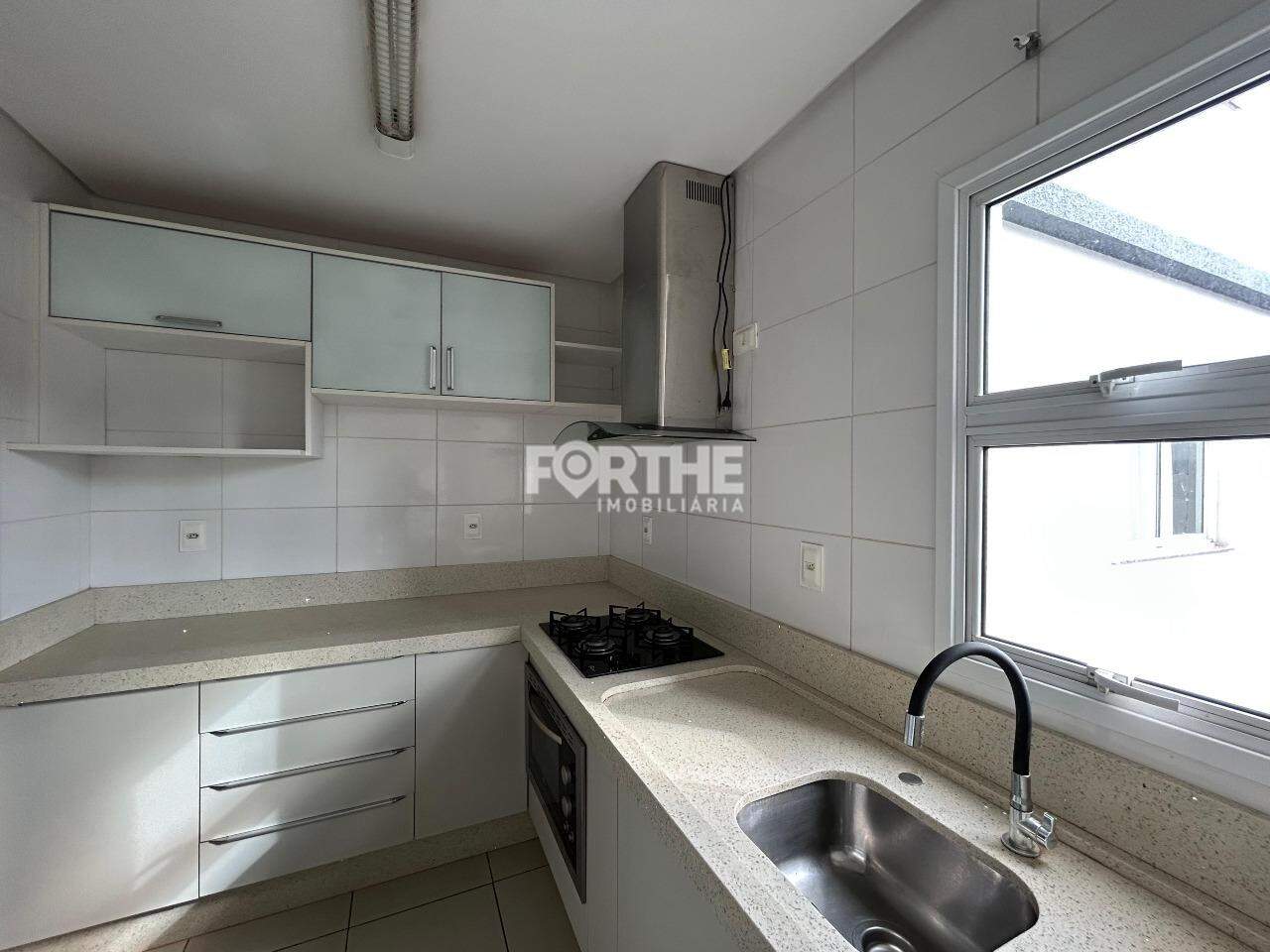Apartamento para aluguel no Coqueiral: 