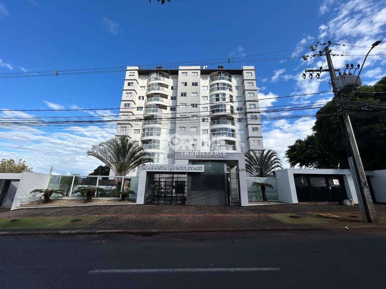 Apartamento para aluguel no Coqueiral: 