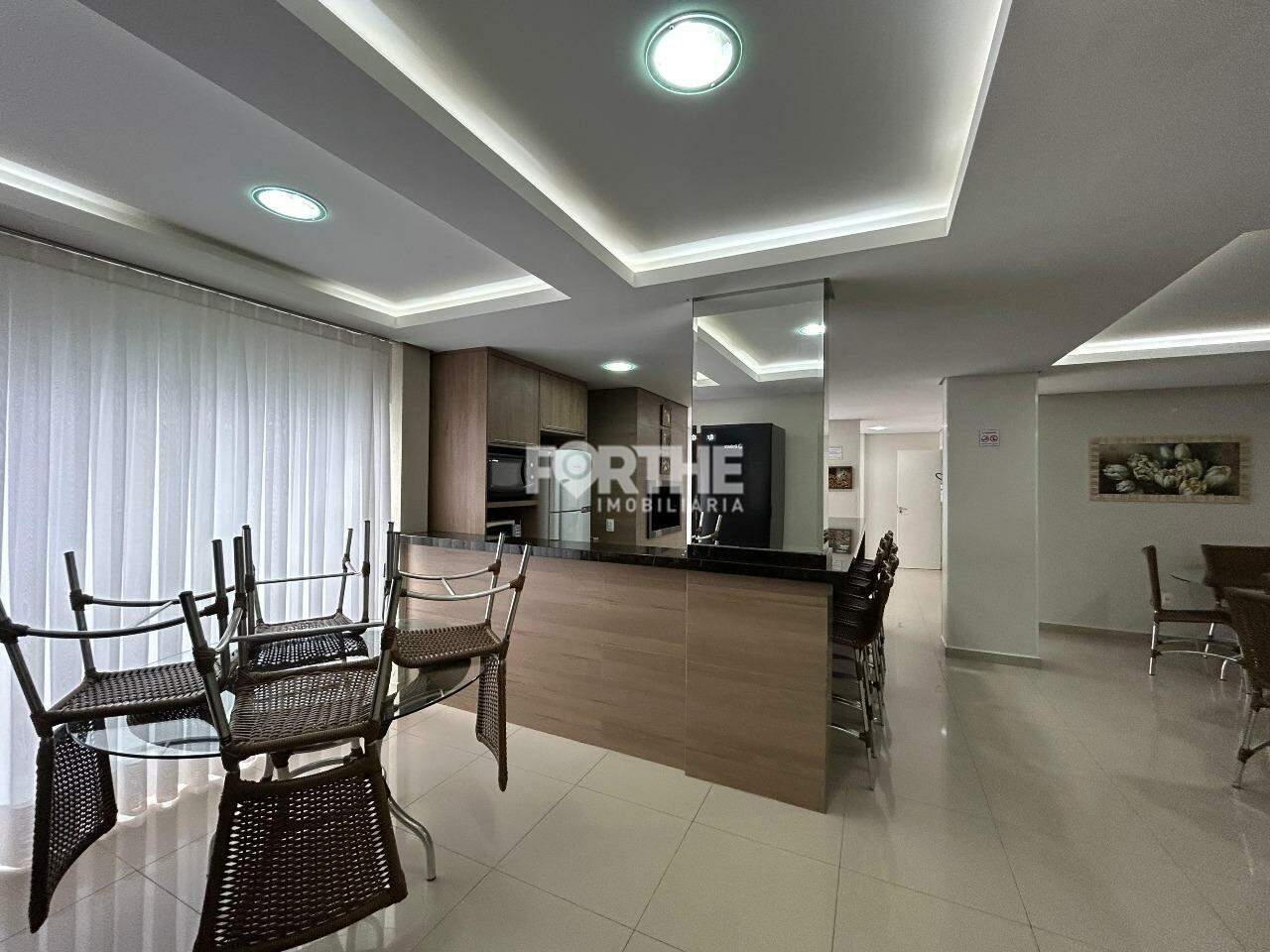 Apartamento para aluguel no Coqueiral: 