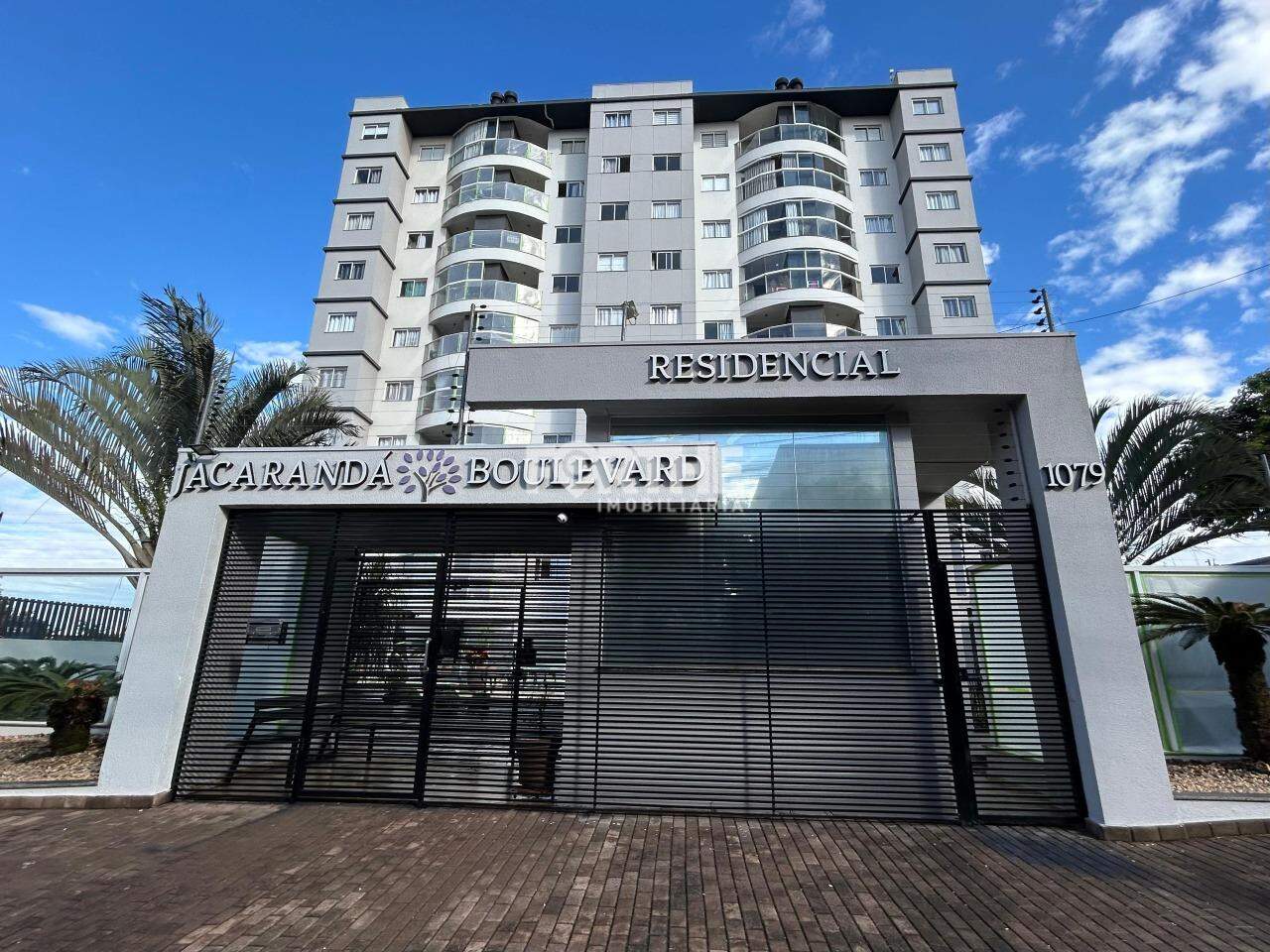 Apartamento para aluguel no Coqueiral: 
