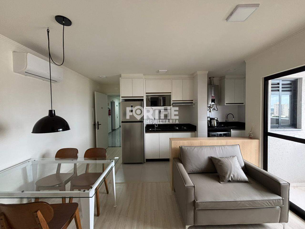 Apartamento para aluguel no Centro: 