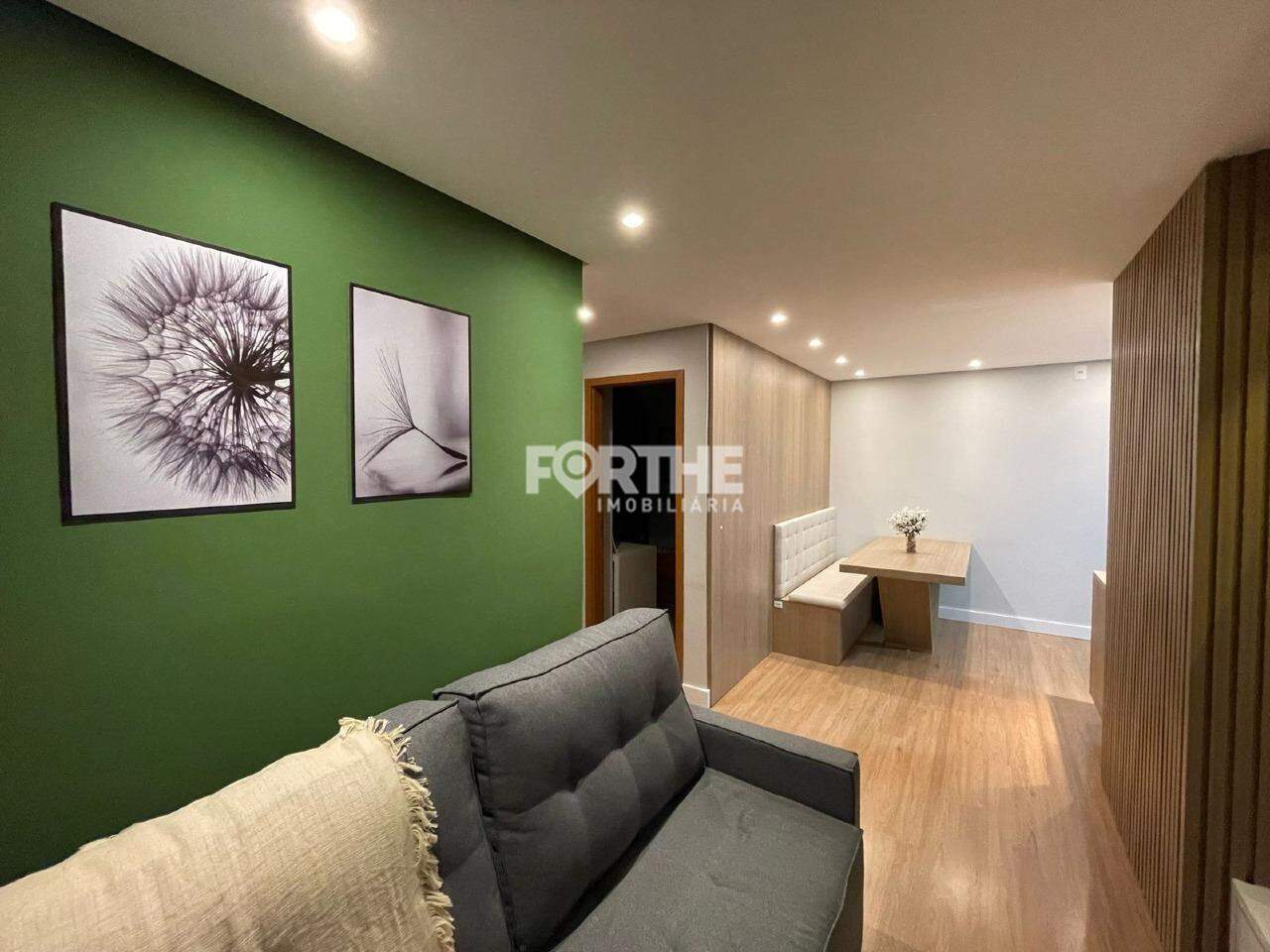 Apartamento à venda no Universitário: 