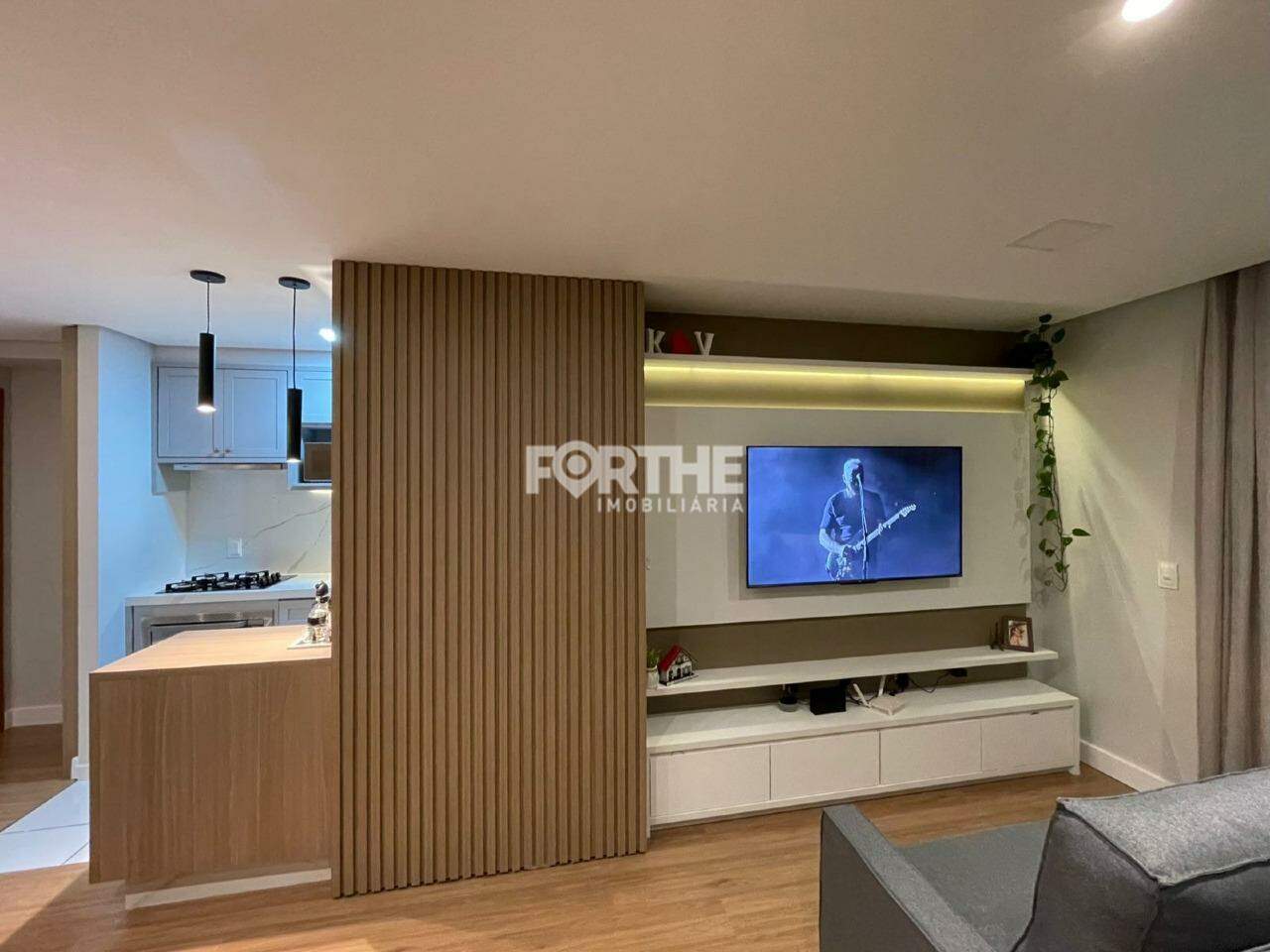 Apartamento à venda no Universitário: 