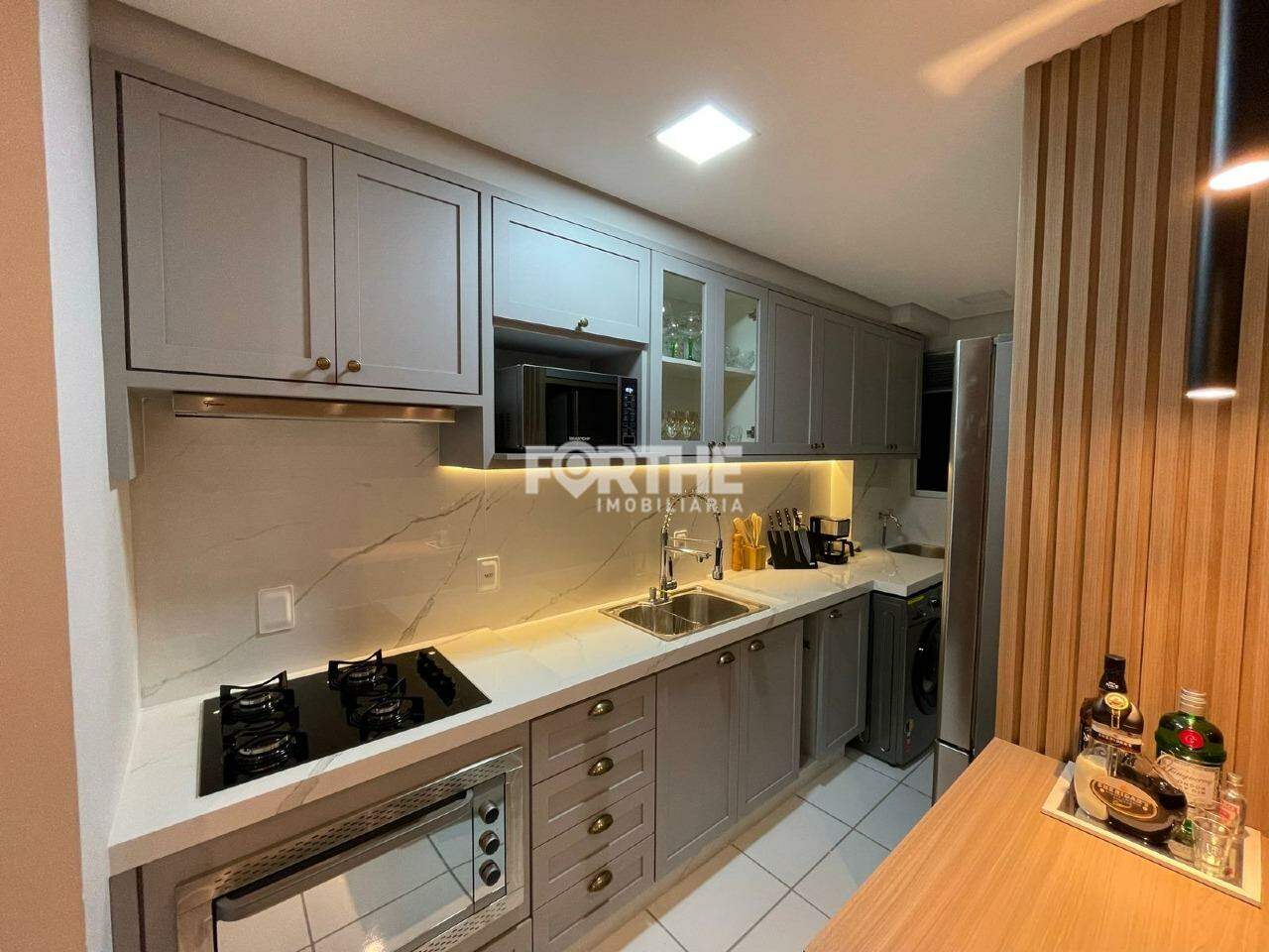 Apartamento à venda no Universitário: 
