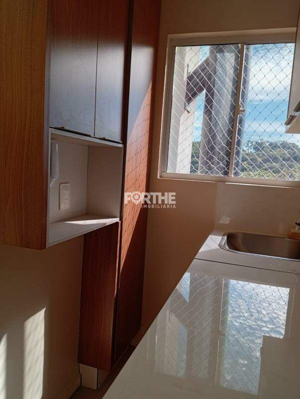 Apartamento à venda no Universitário: 
