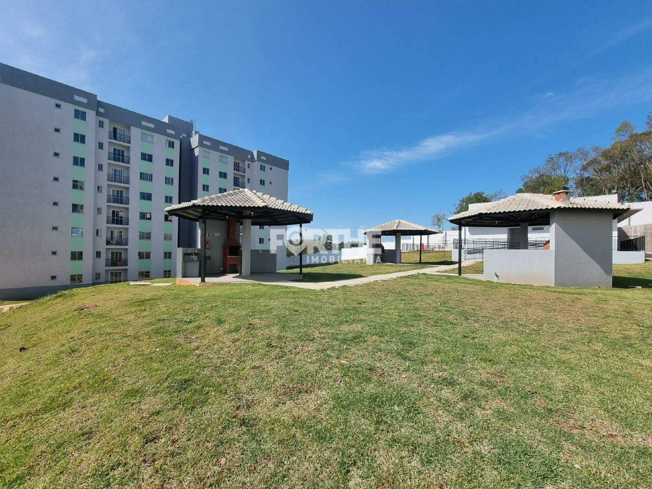 Apartamento à venda no Universitário: 