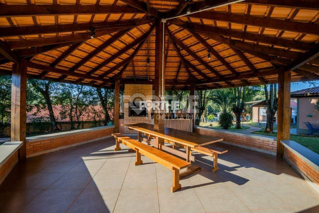 Terreno em condomínio à venda no Cataratas: 
