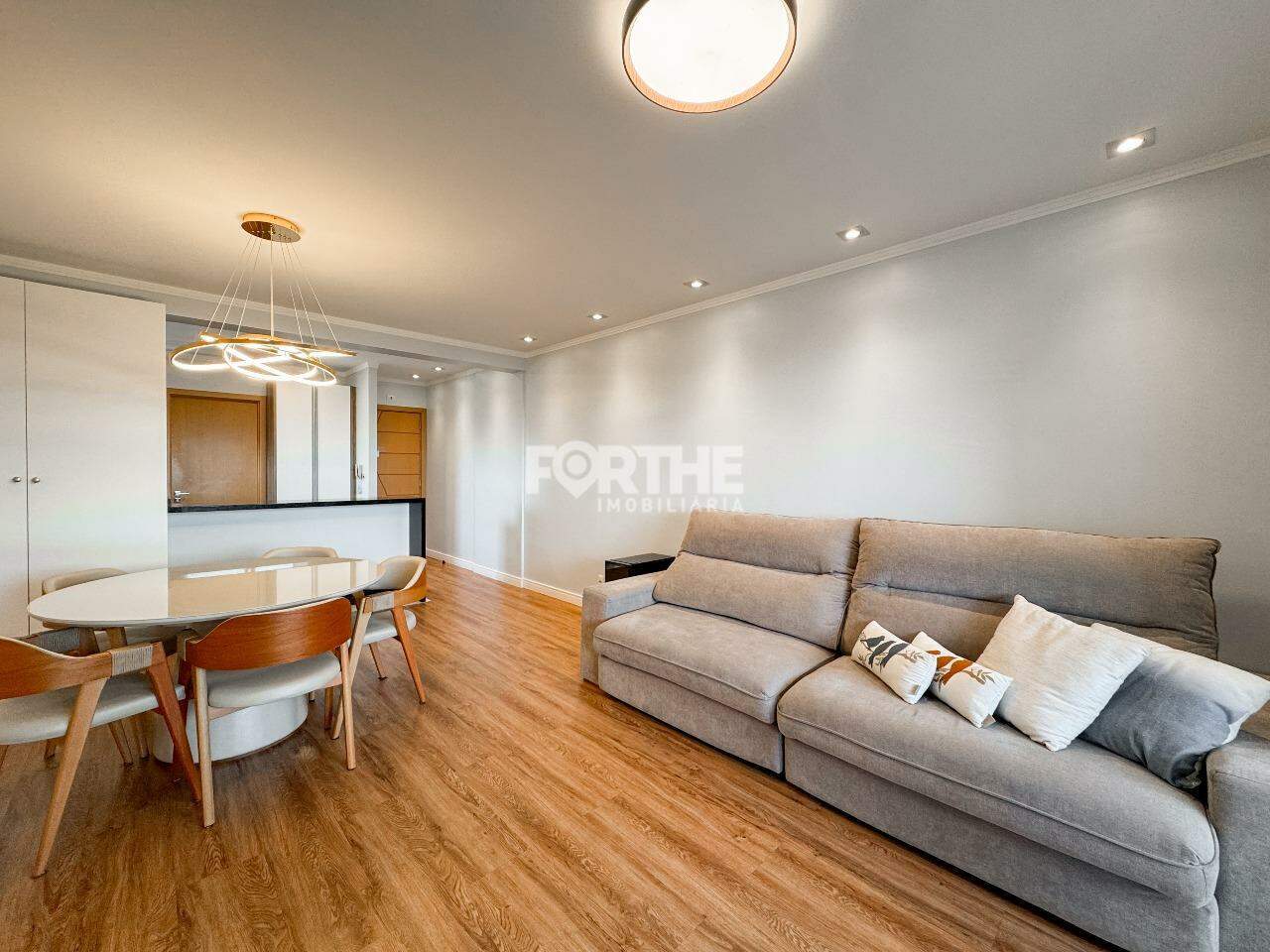 Apartamento 3 Dormitórios Centro 102m²
