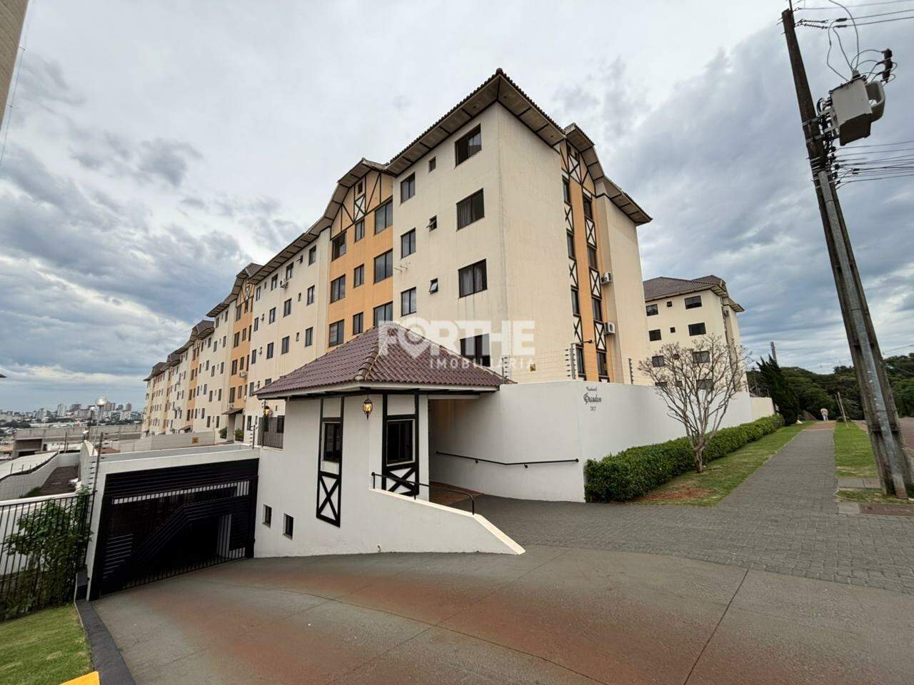 Apartamento para aluguel no Country: 