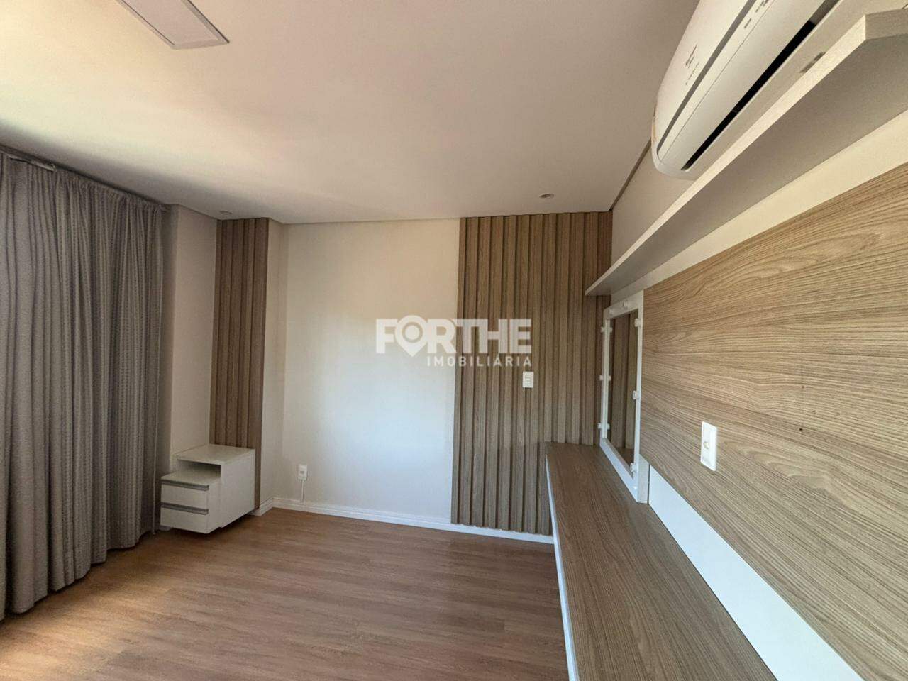Apartamento para aluguel no Coqueiral: 