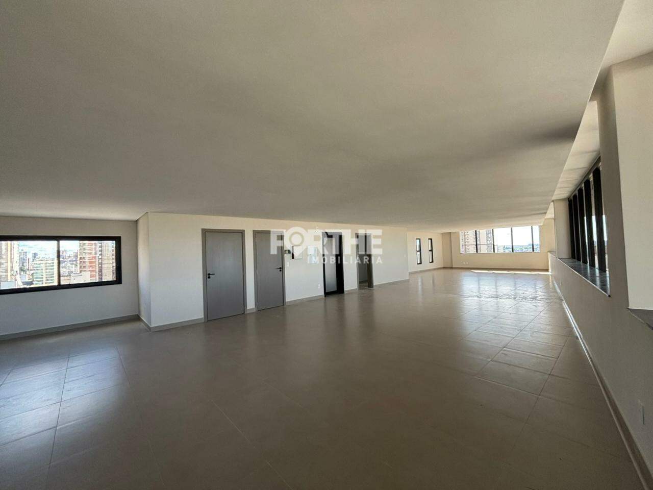 Sala comercial para aluguel no Centro: 