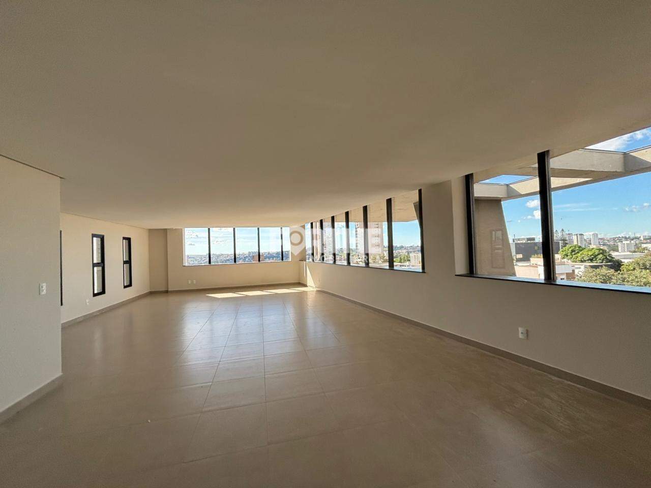 Sala comercial para aluguel no Centro: 