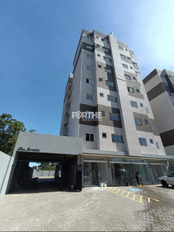 Apartamento à venda no Pioneiros Catarinenses: 